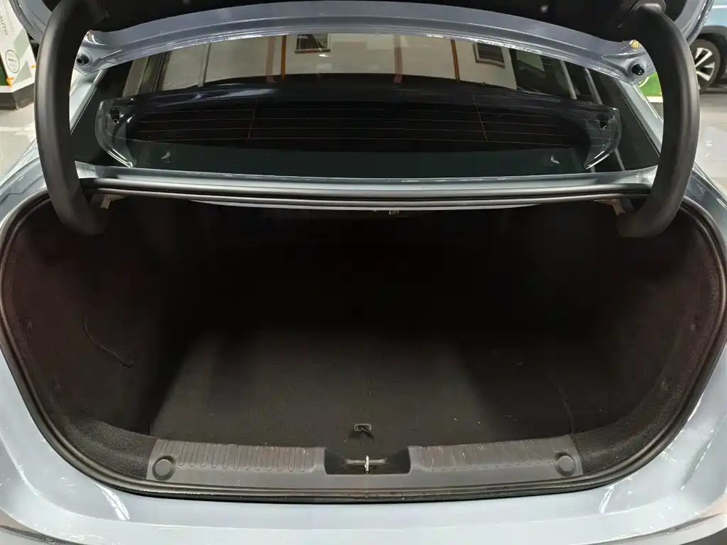 GEELY GALAXY GALAXY L6