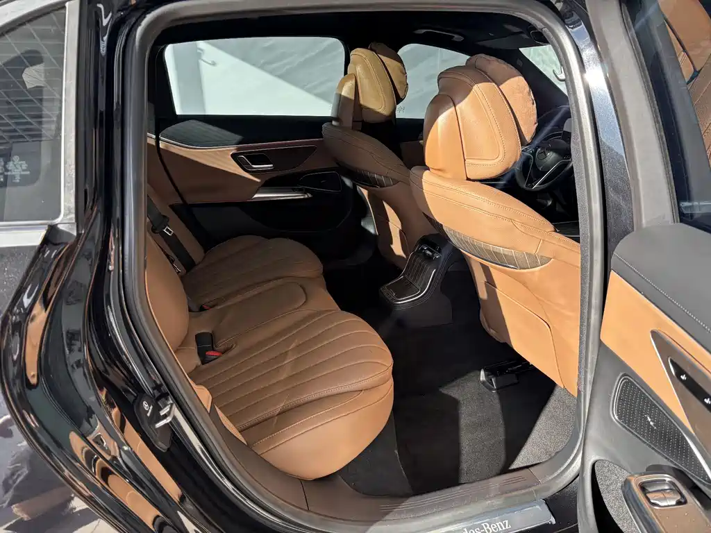 Mercedes-Benz E-Class New Energy — миниатюра 22
