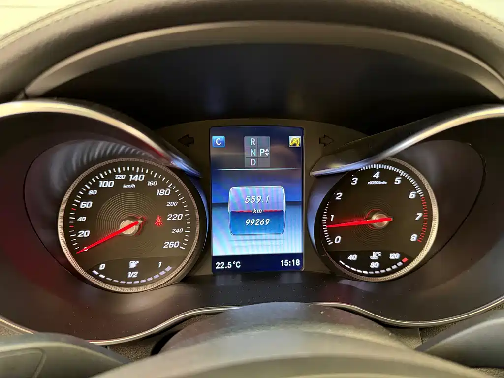 Mercedes-Benz C-Class — миниатюра 8