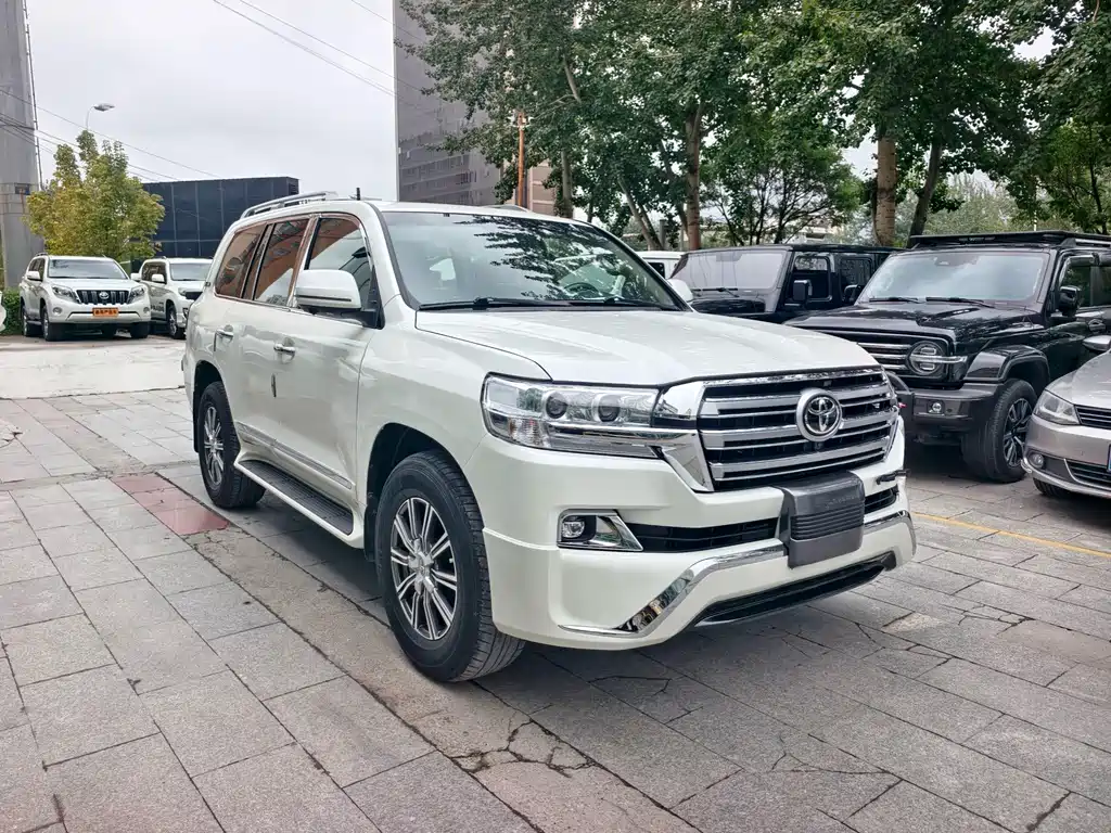 Toyota Land Cruiser — миниатюра 5