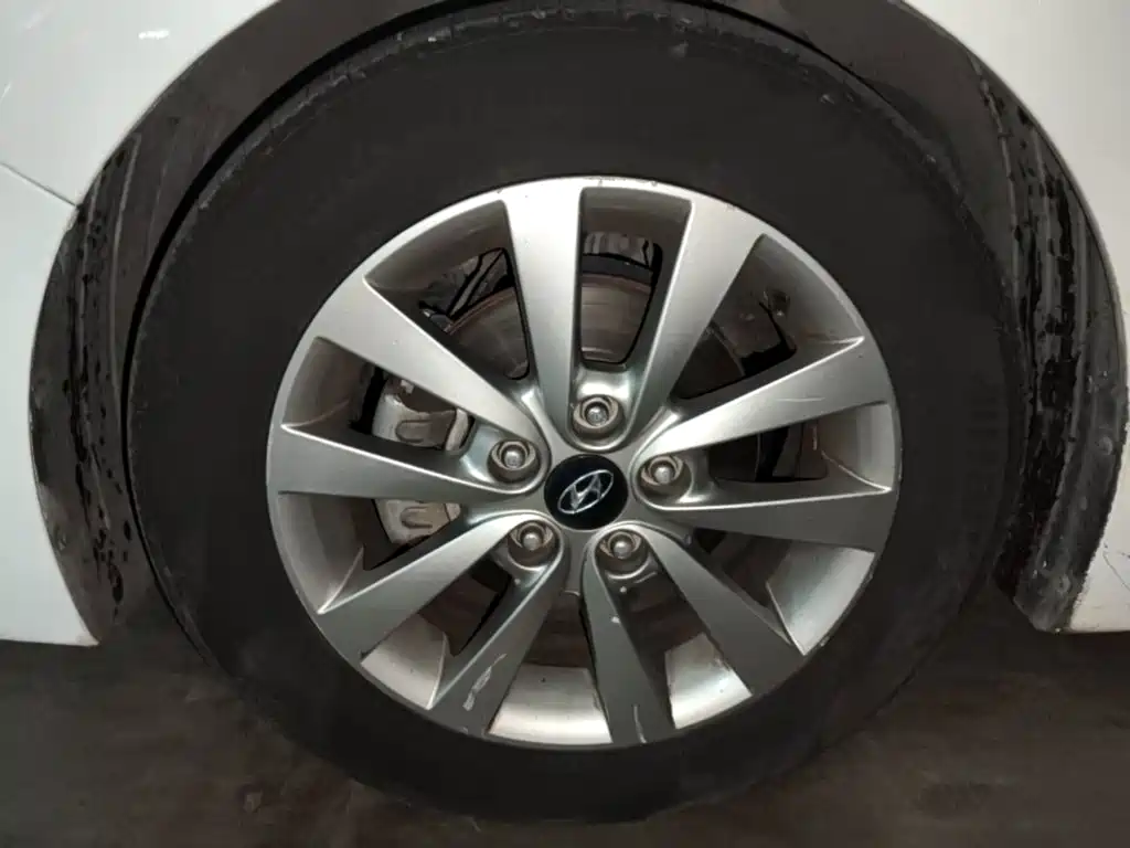 Hyundai Mistra — миниатюра 23