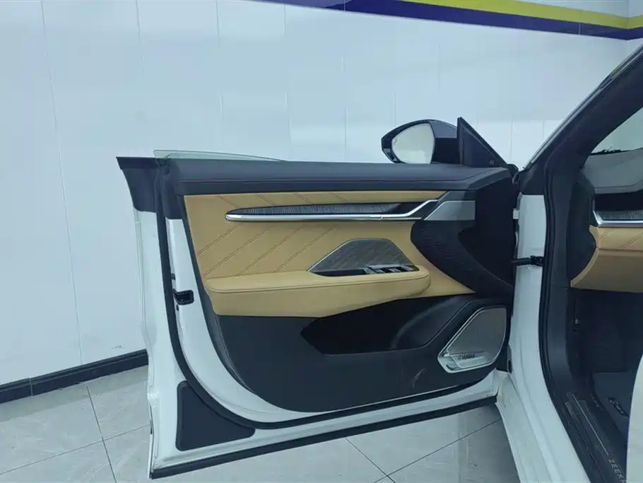 ZEEKR EXTREME KRYPTON 001