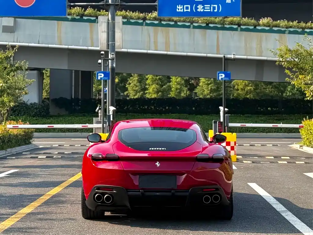 Ferrari Roma — миниатюра 8