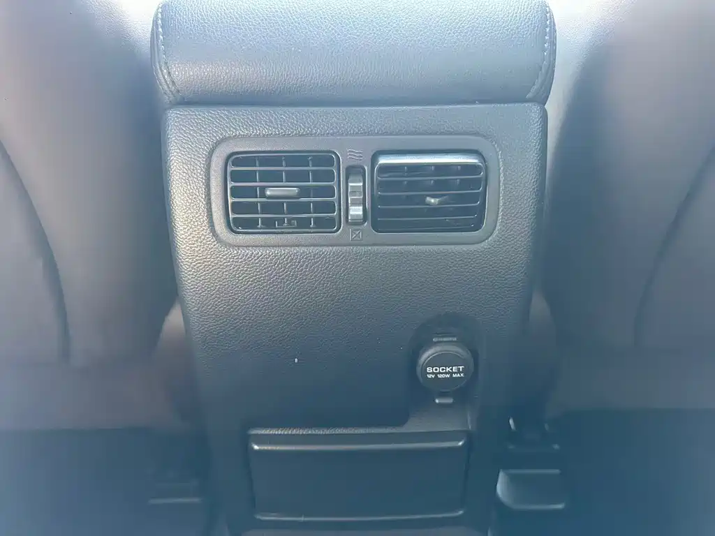 Infiniti QX70 3.7L Standard Edition, фото 18