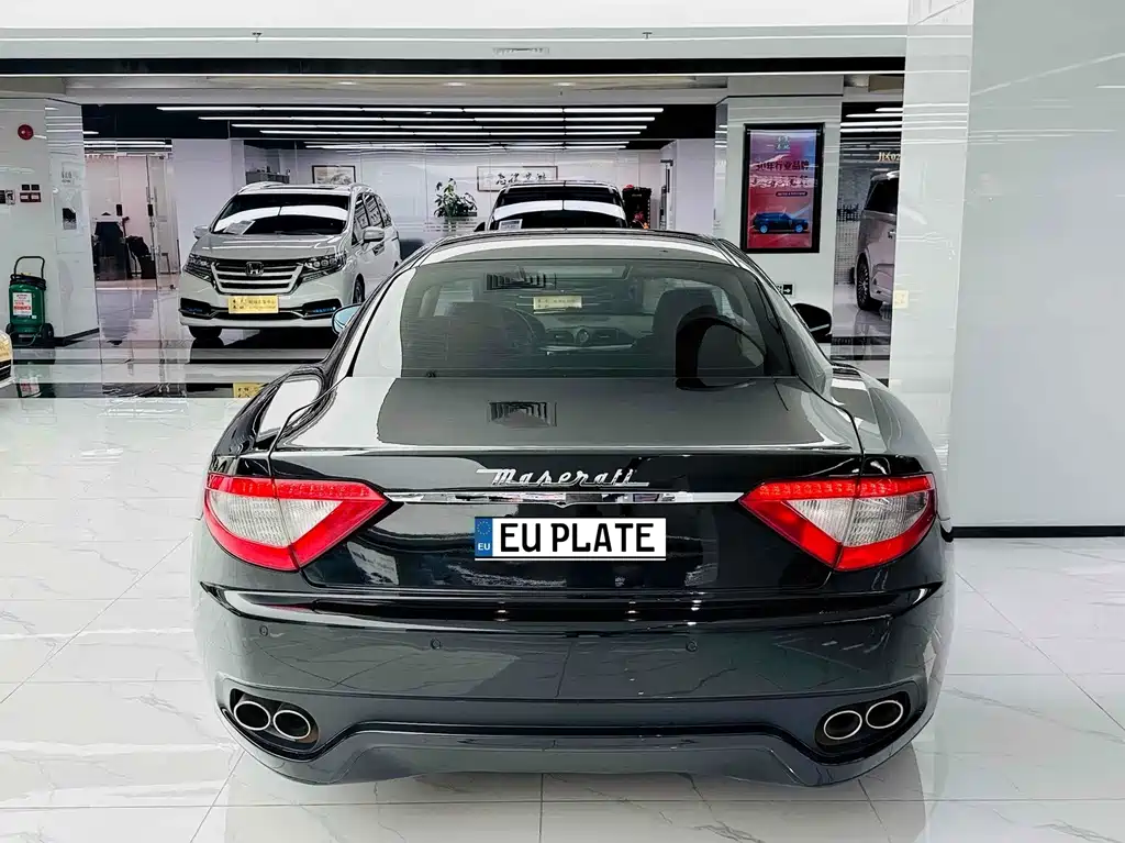 Maserati GranTurismo — миниатюра 5