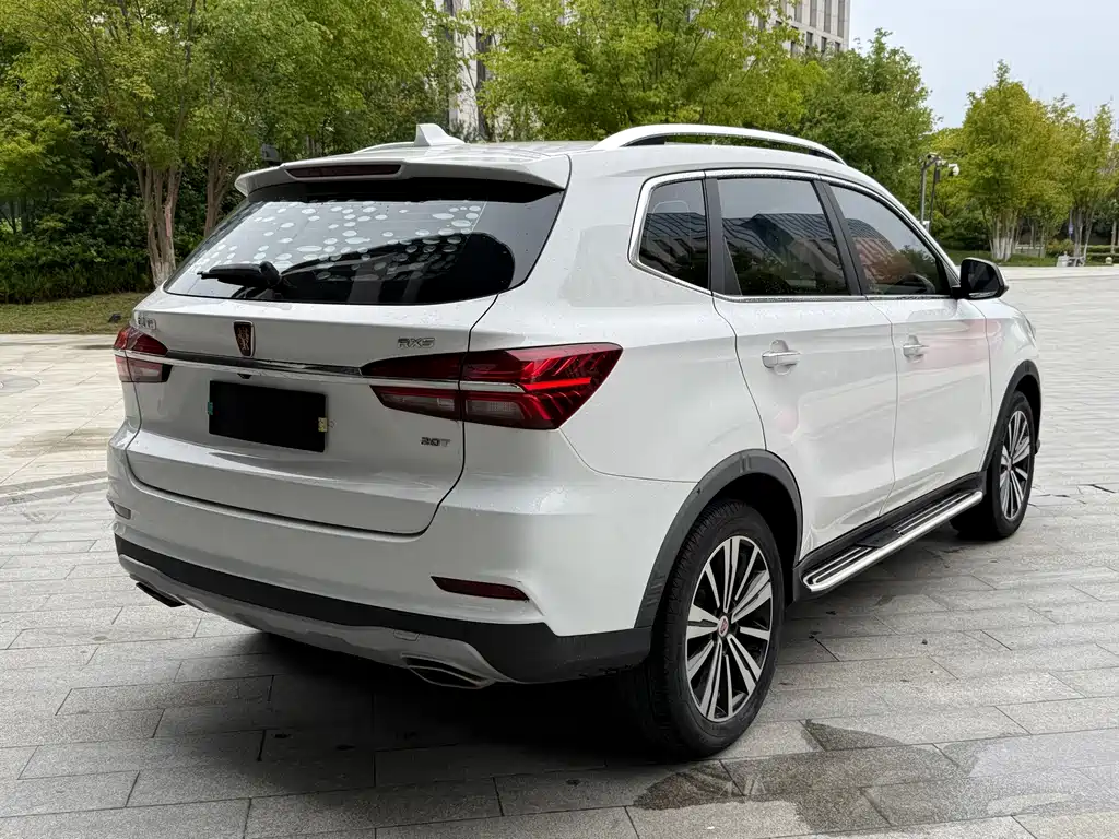Roewe RX5 — миниатюра 4