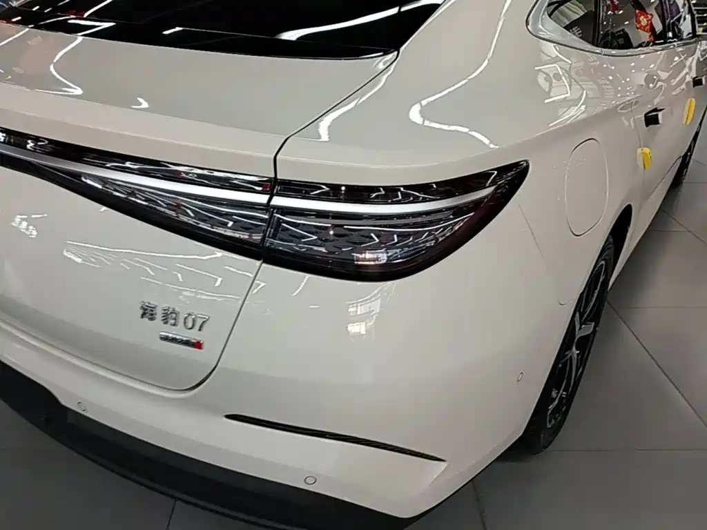 BYD Seal 07 DM-i — миниатюра 8