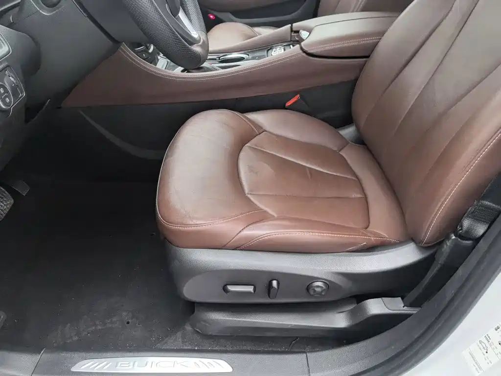 Buick Envision Plus — миниатюра 20