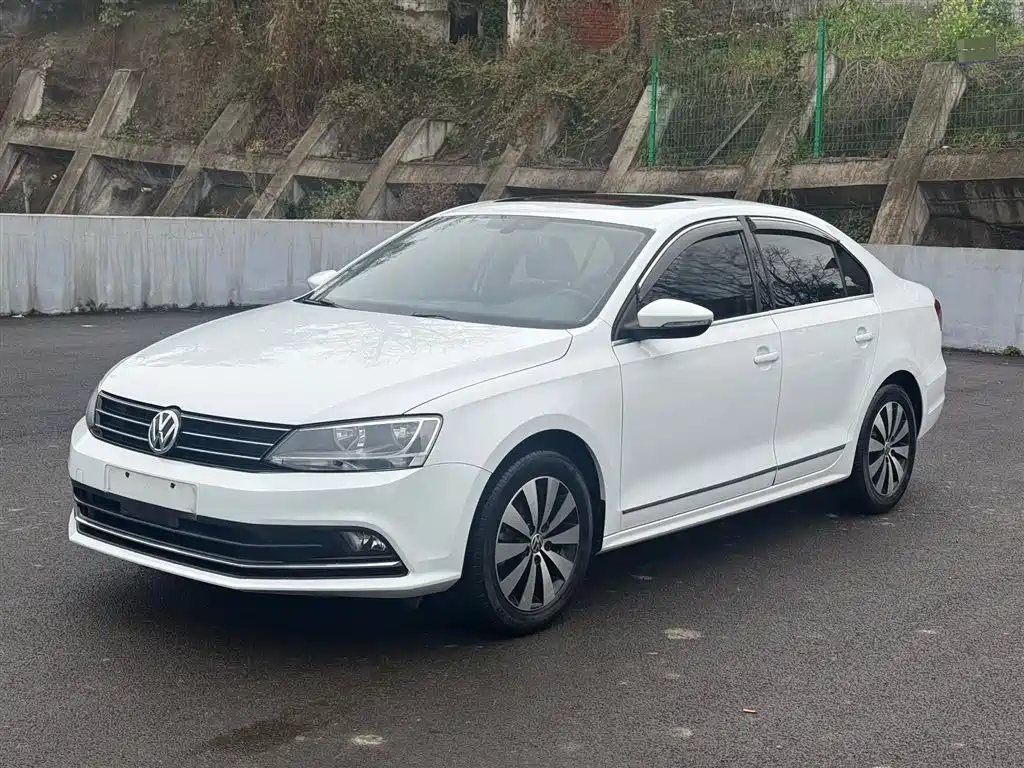 Volkswagen Sagitar 2019