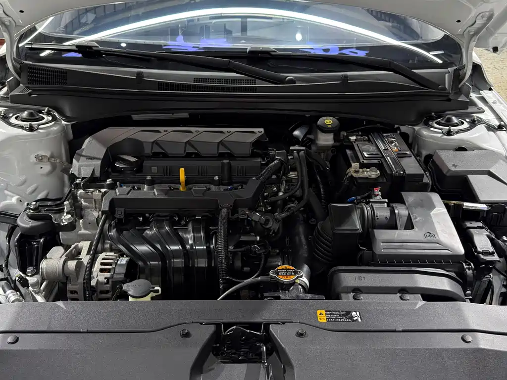 Hyundai Elantra — миниатюра 32
