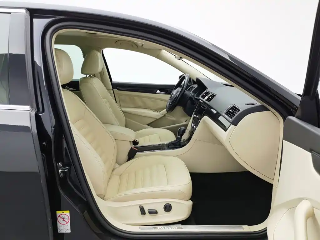 Volkswagen Passat — миниатюра 23