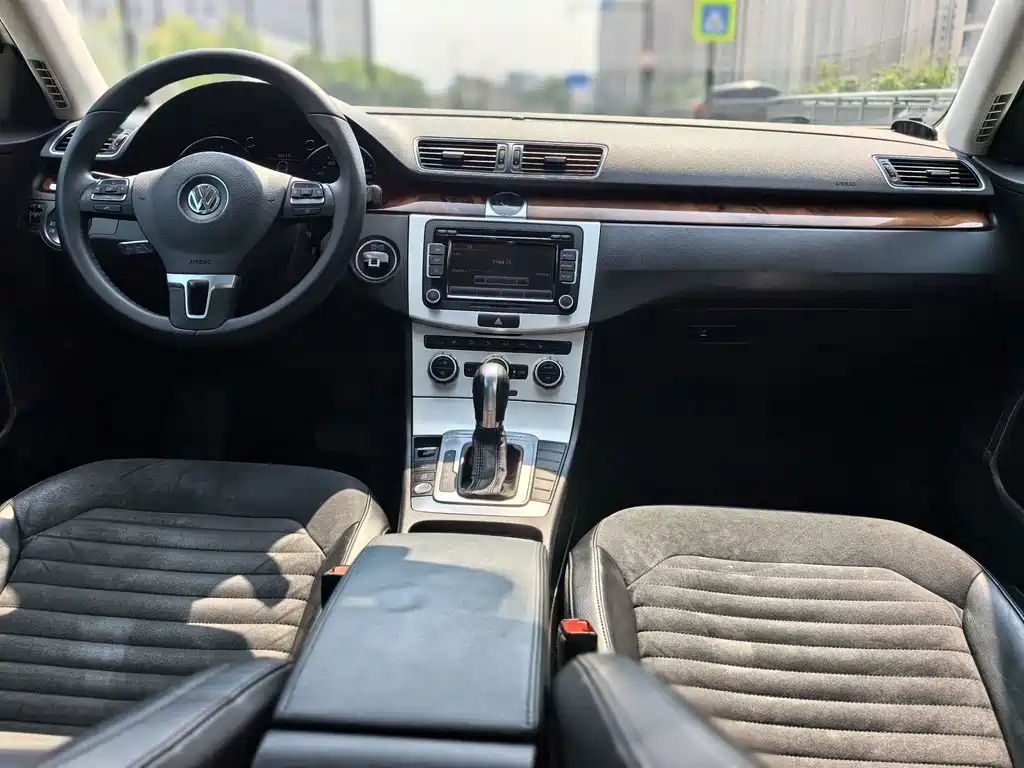 Volkswagen Magotan (Import) — миниатюра 9