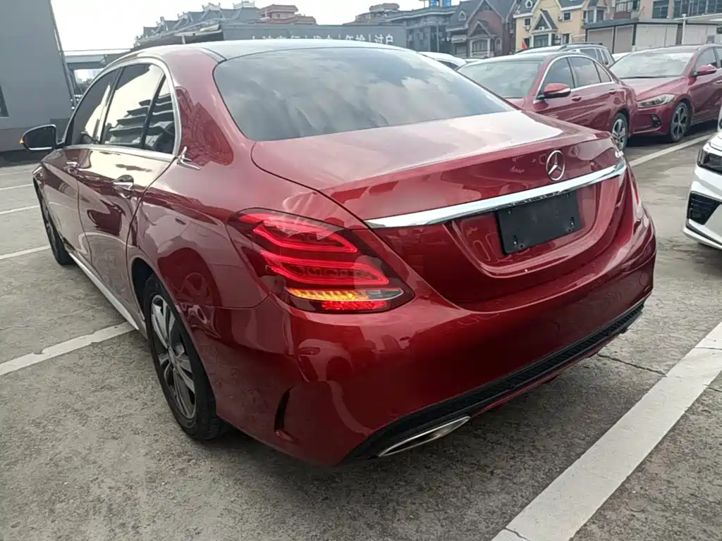 Mercedes-Benz C-Class — миниатюра 5