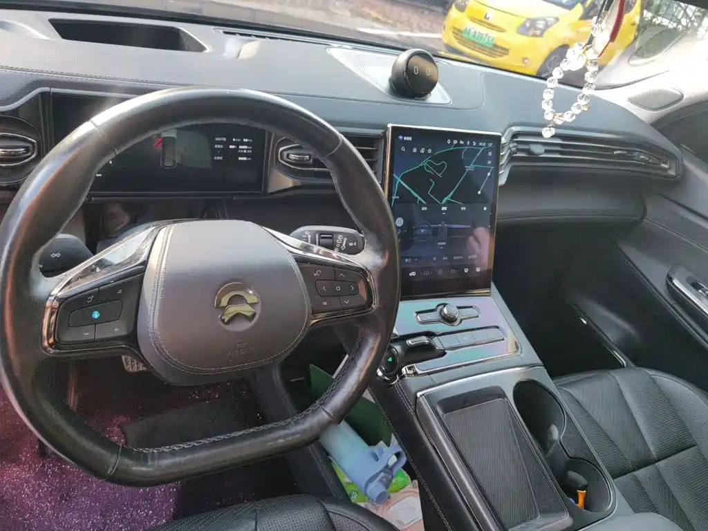 NIO ES8 — миниатюра 10