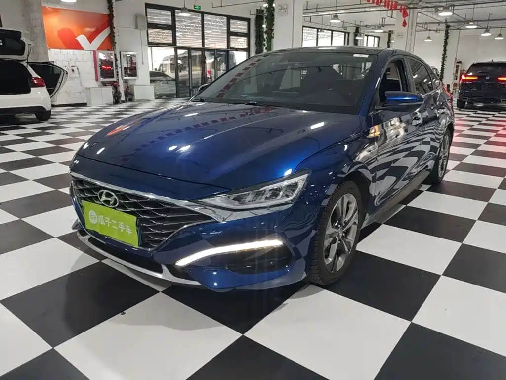 Hyundai Lafesta