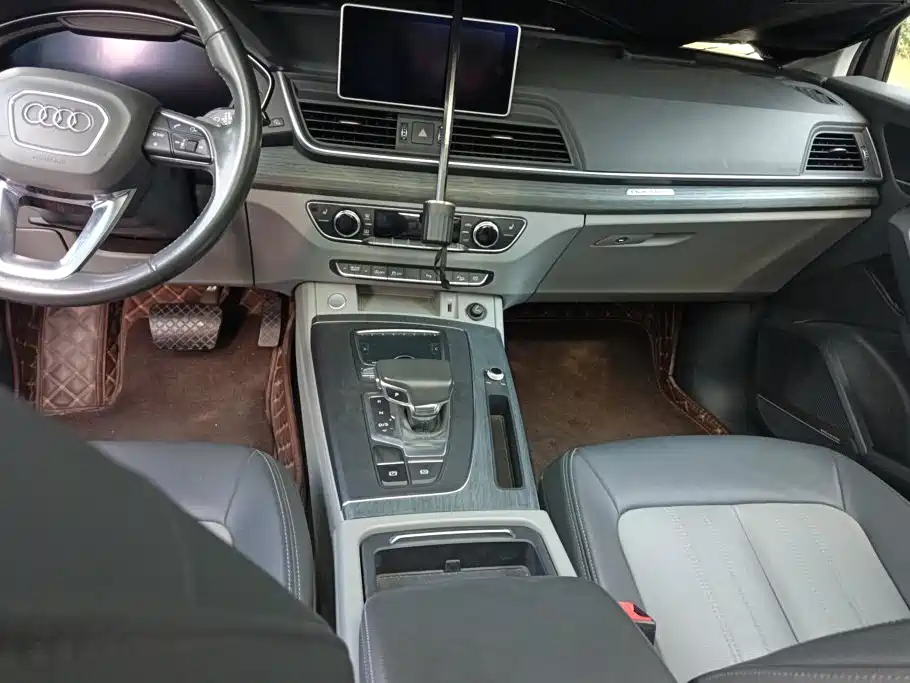 Audi Q5L — миниатюра 16
