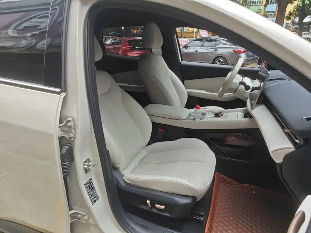 Baojun Yunhai — миниатюра 25