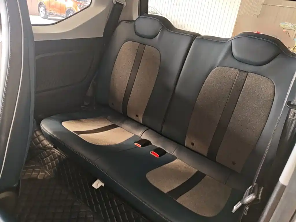 Wuling MINIEV — миниатюра 17