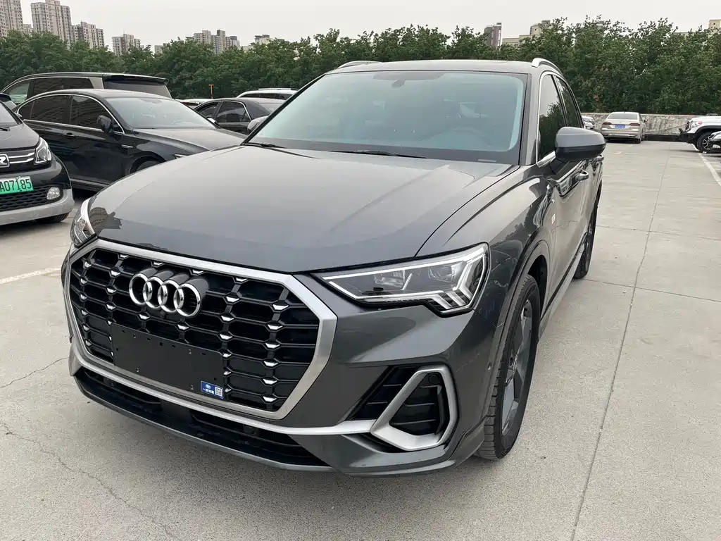 Audi Q3 2022