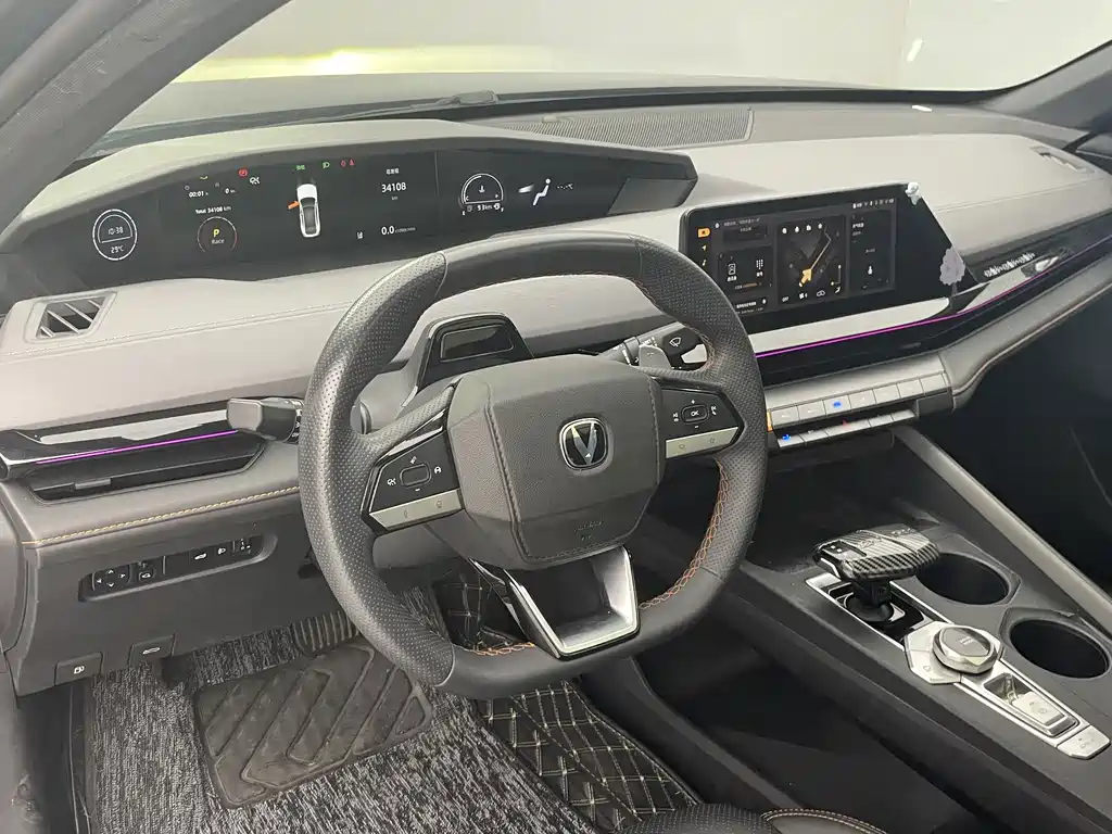 Changan UNI-V — миниатюра 9