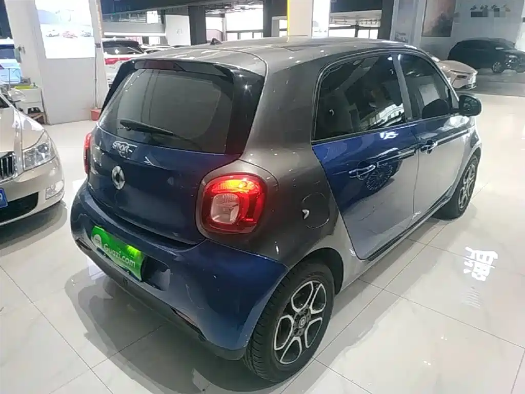 Smart Forfour 2018 1.0L 52