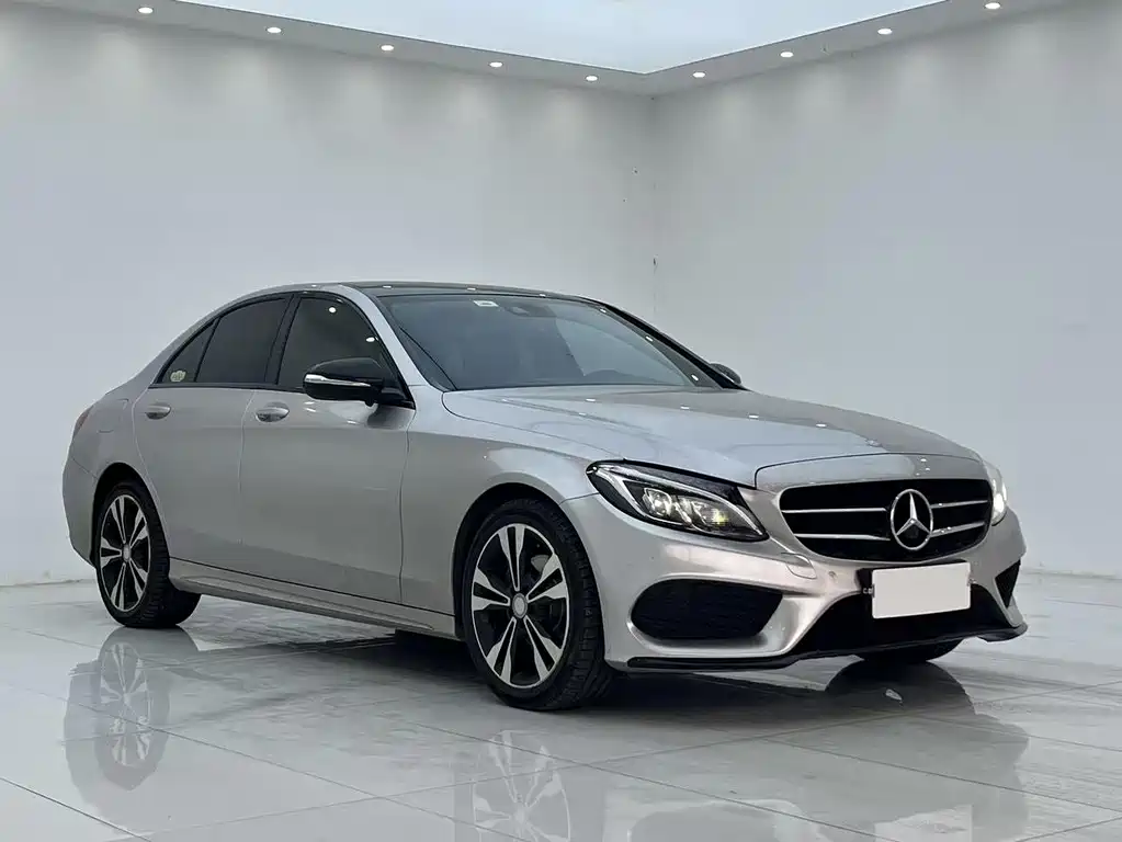 Mercedes-Benz C-Class — миниатюра 2