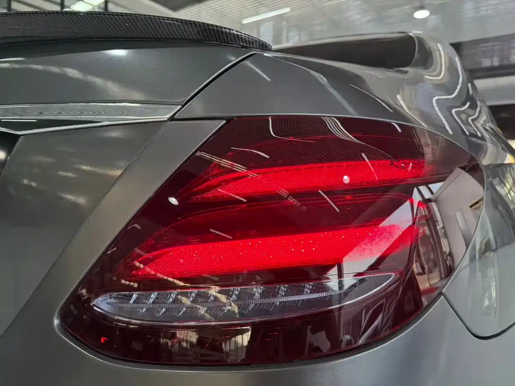 Mercedes-Benz E-Class AMG — миниатюра 11