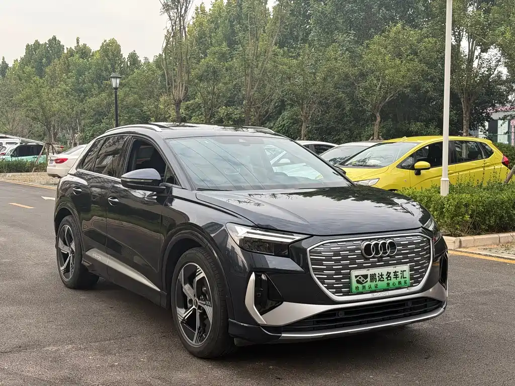 Audi Q4 e-tron — миниатюра 3