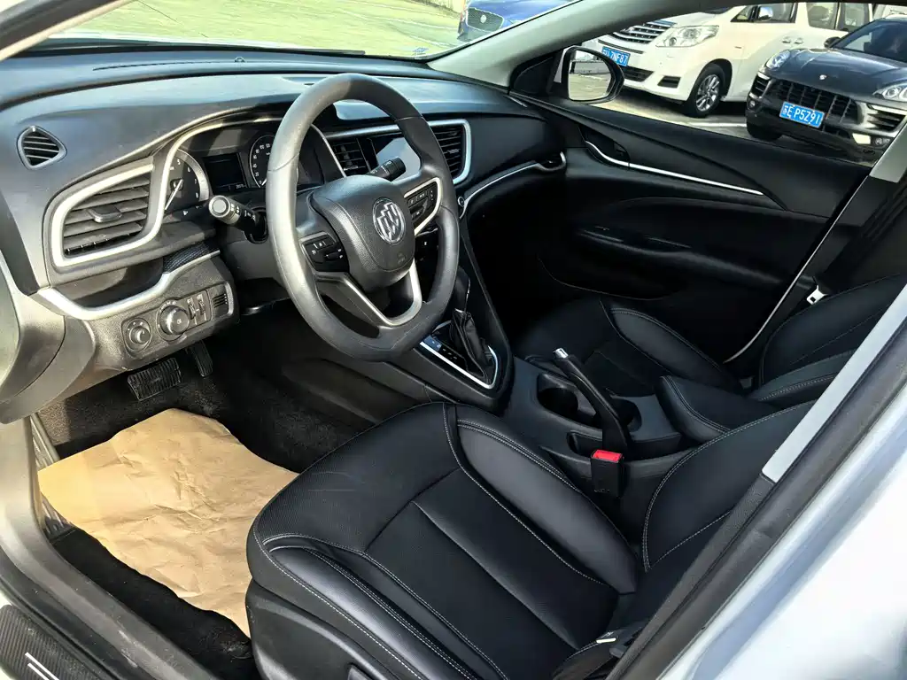 Buick Excelle — миниатюра 3
