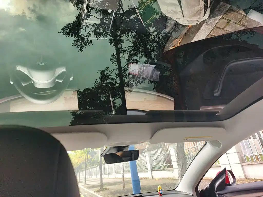 Tesla Model 3 — миниатюра 19