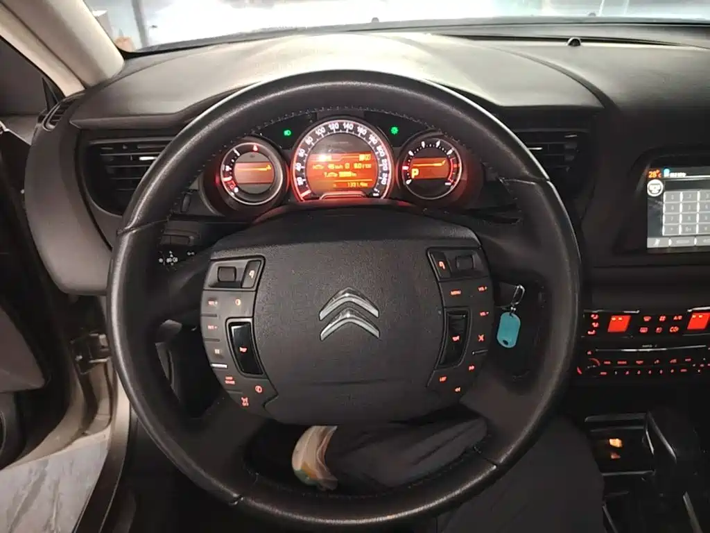 Citroen C5 — миниатюра 11