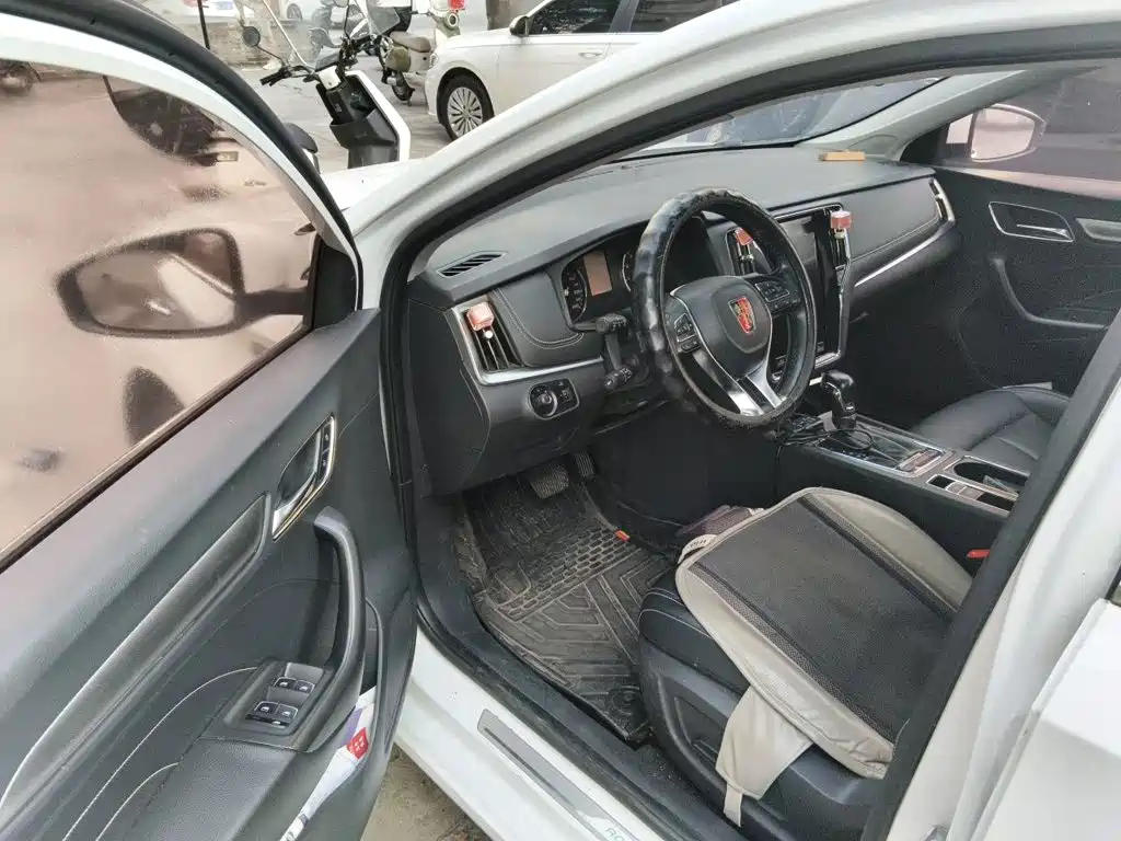 Roewe i6 Classic — миниатюра 17