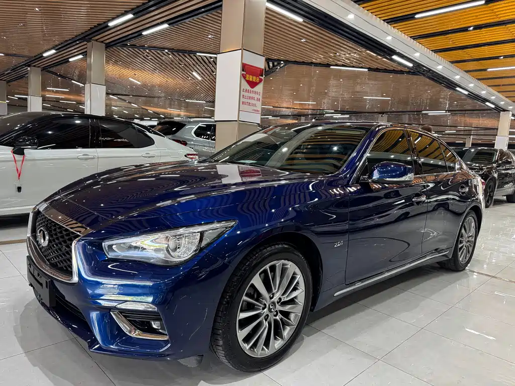 Infiniti Q50L 2020