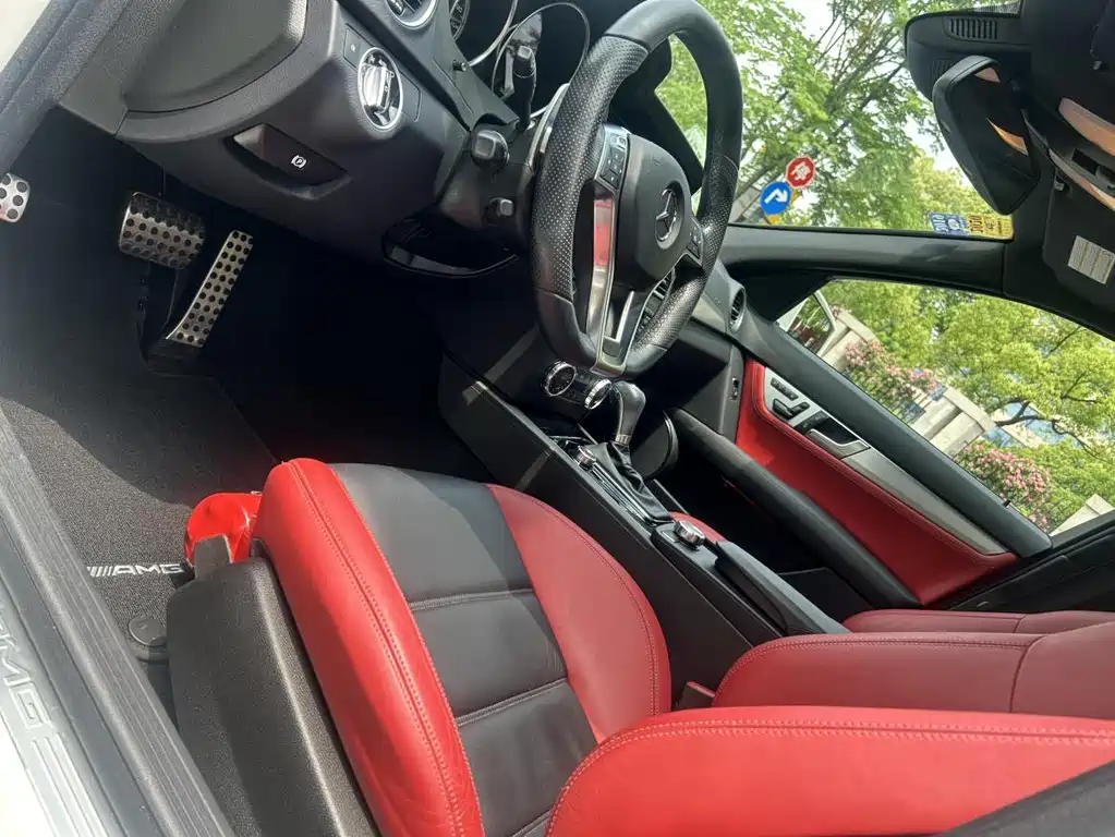 Mercedes-Benz C-Class A MG C AMG 2012 AMG C 63
