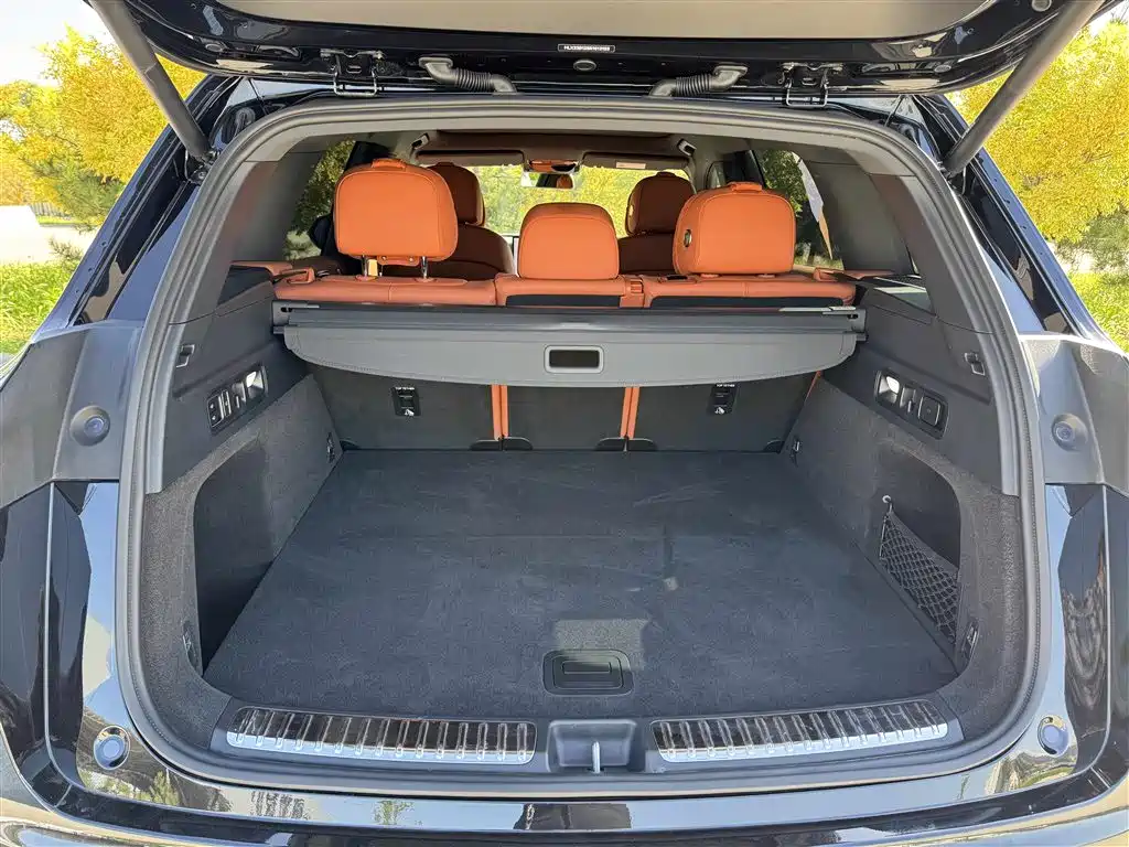 Li Auto Li L7 — миниатюра 17