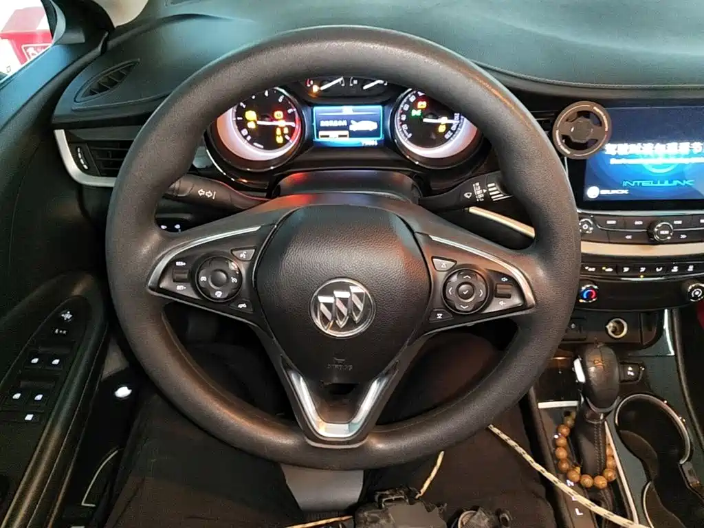 Buick Verano — миниатюра 11