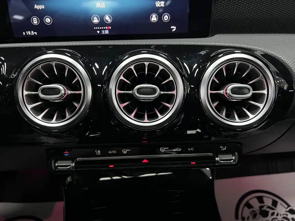 Mercedes-Benz A-Class — миниатюра 34