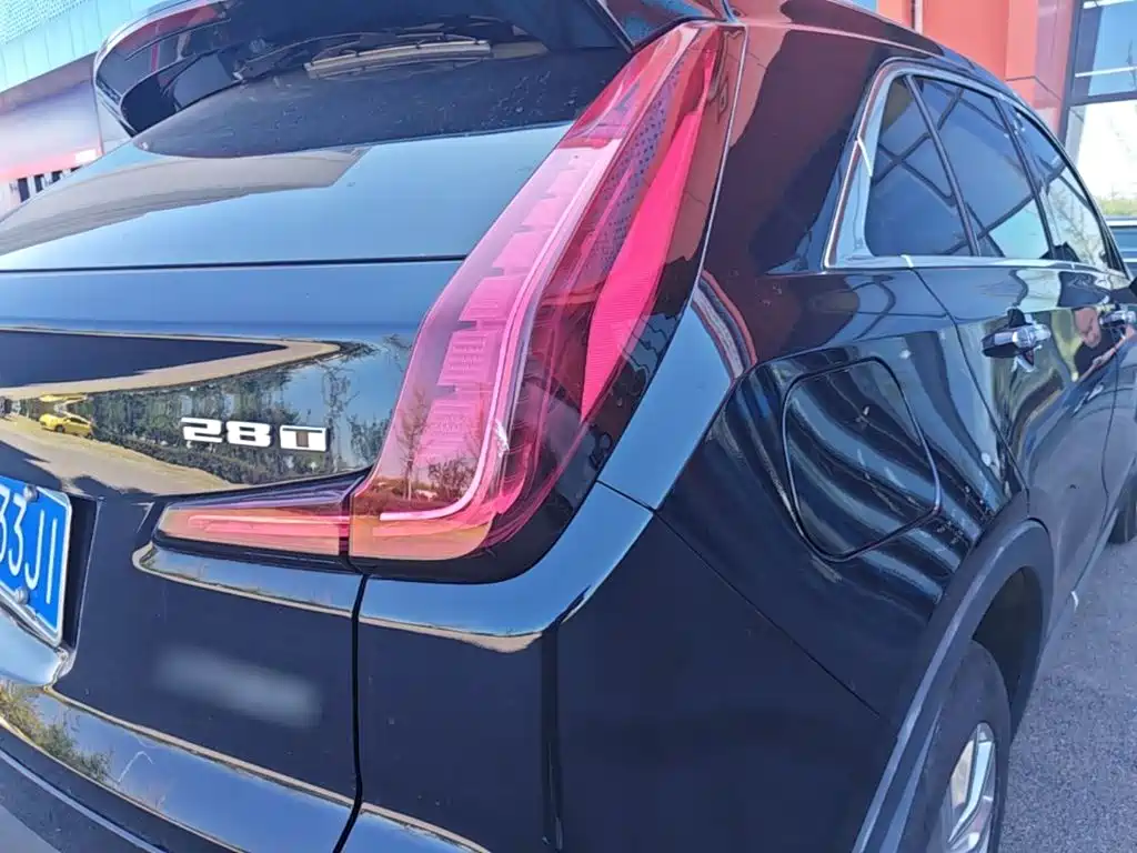 Cadillac XT4 — миниатюра 8