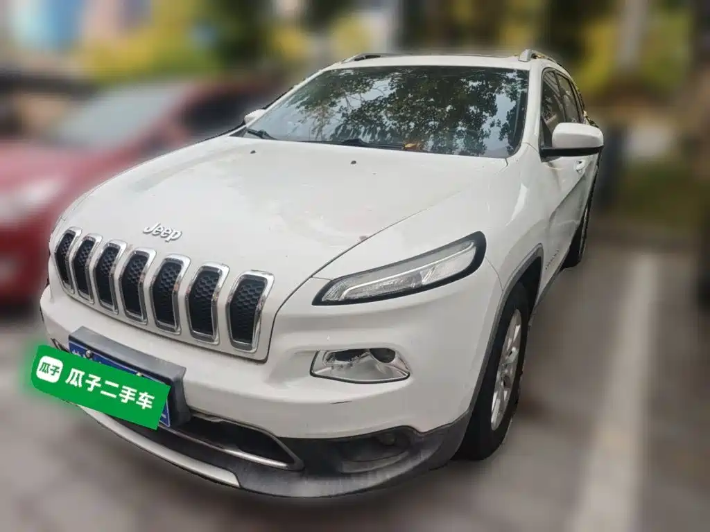 Jeep Cherokee — миниатюра 2