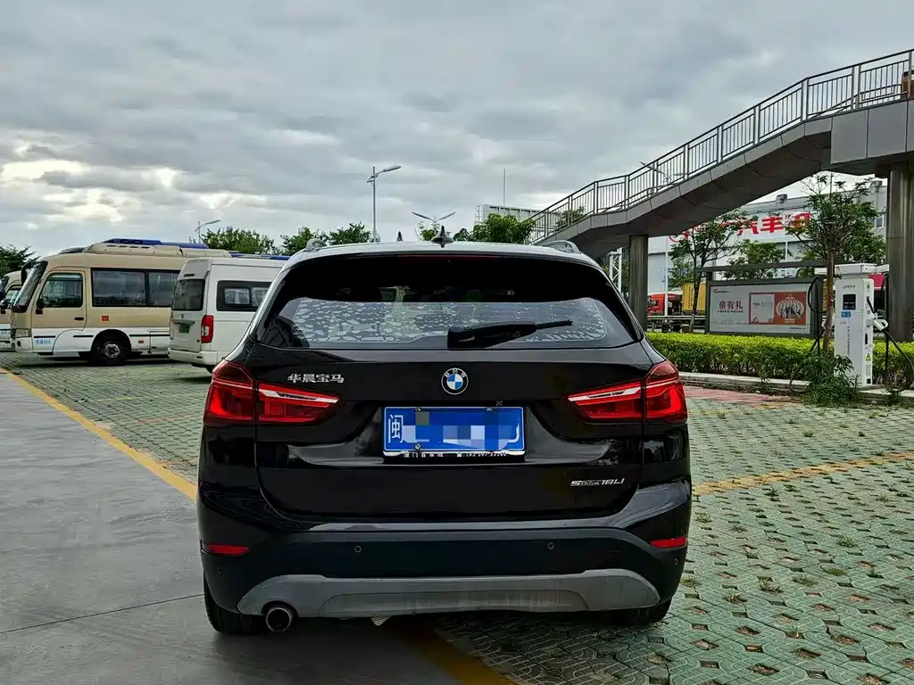 BMW X1 — миниатюра 5