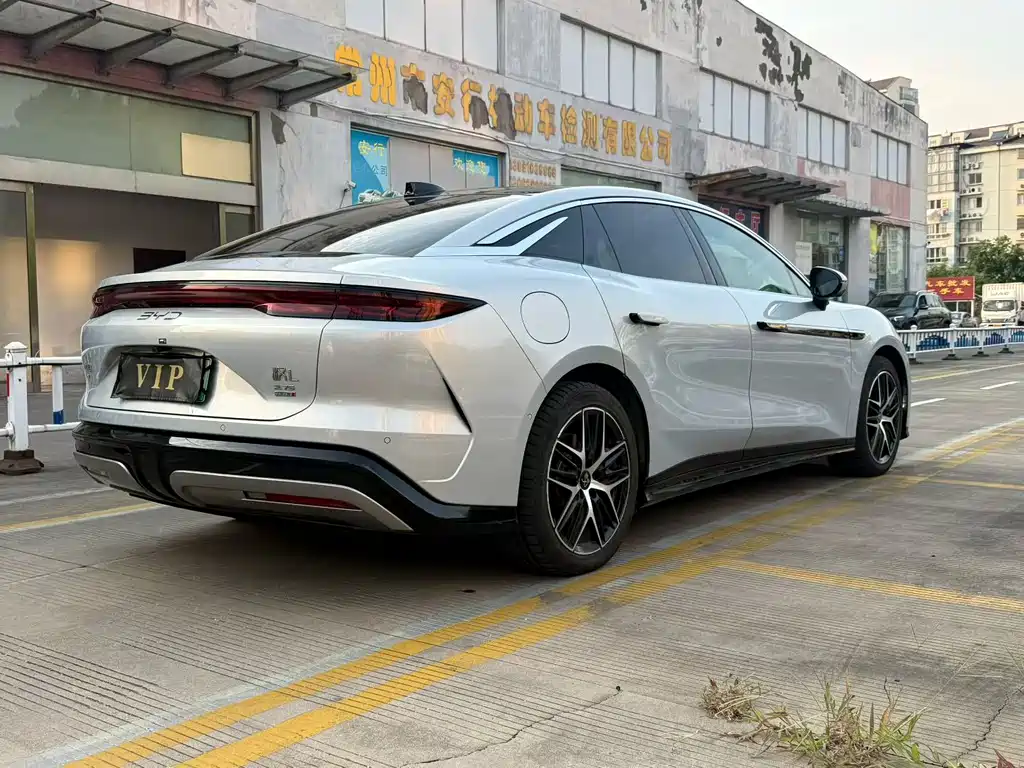 BYD Han L — миниатюра 5