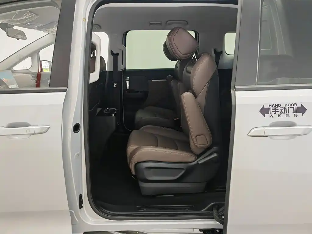 Wuling 星光730 — миниатюра 15