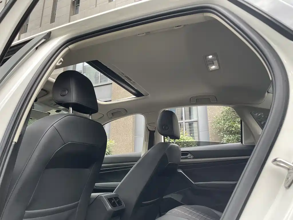 Volkswagen Lavida — миниатюра 16
