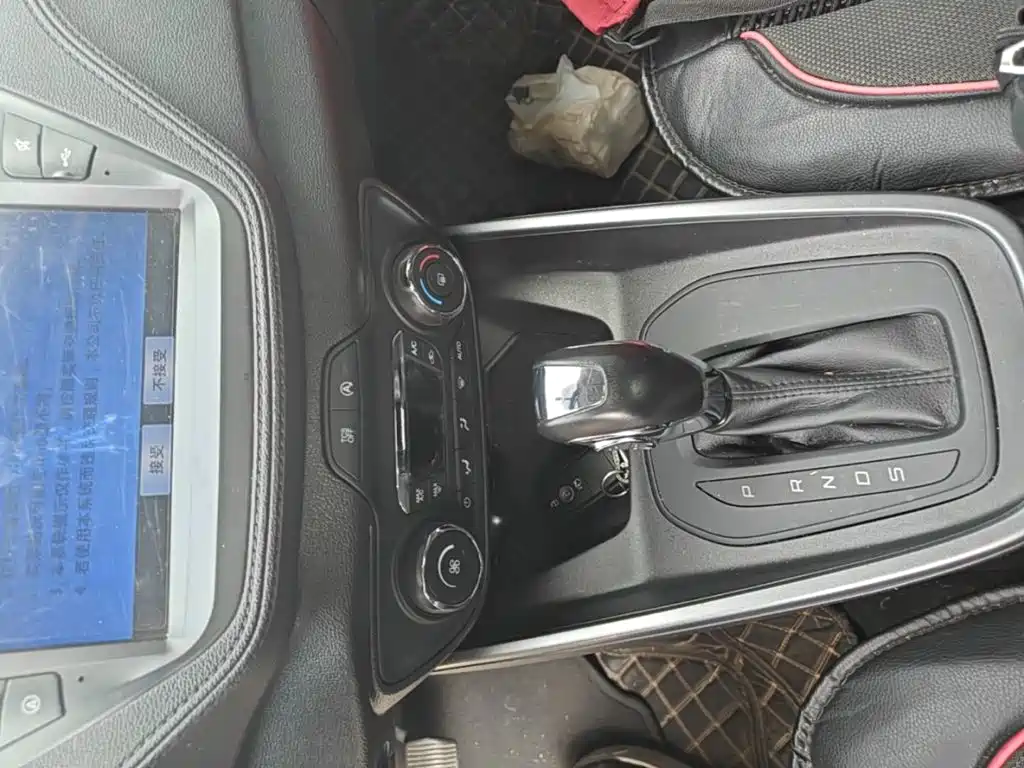 Ford Escort — миниатюра 14