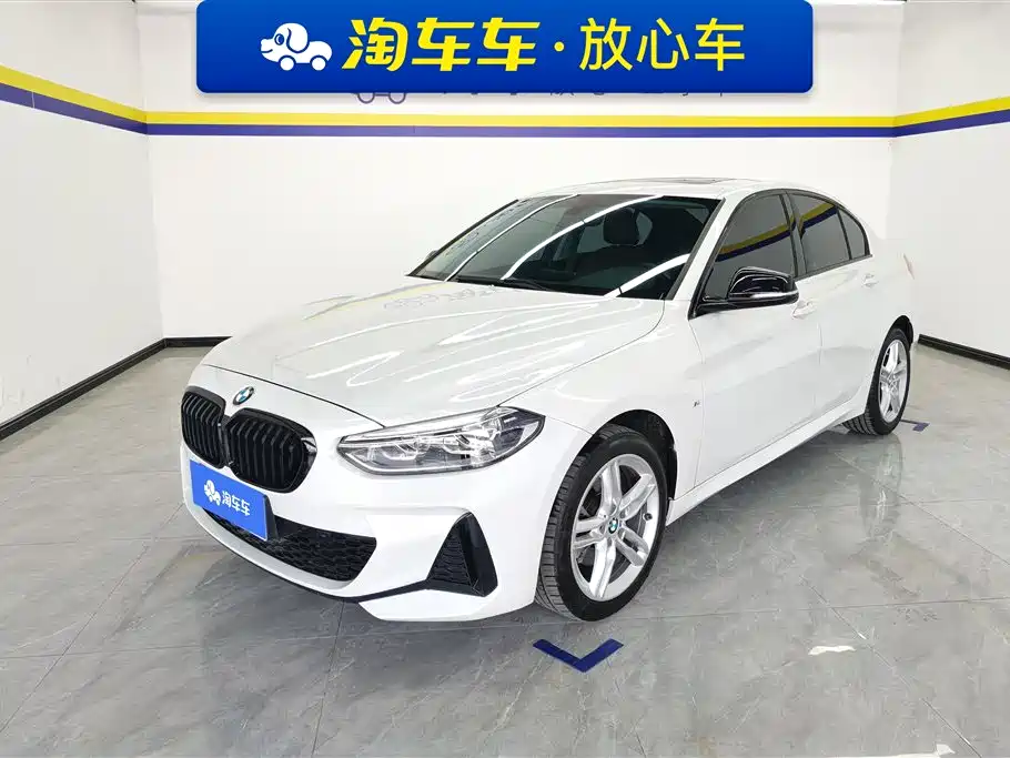 BMW 1 Series 2021
