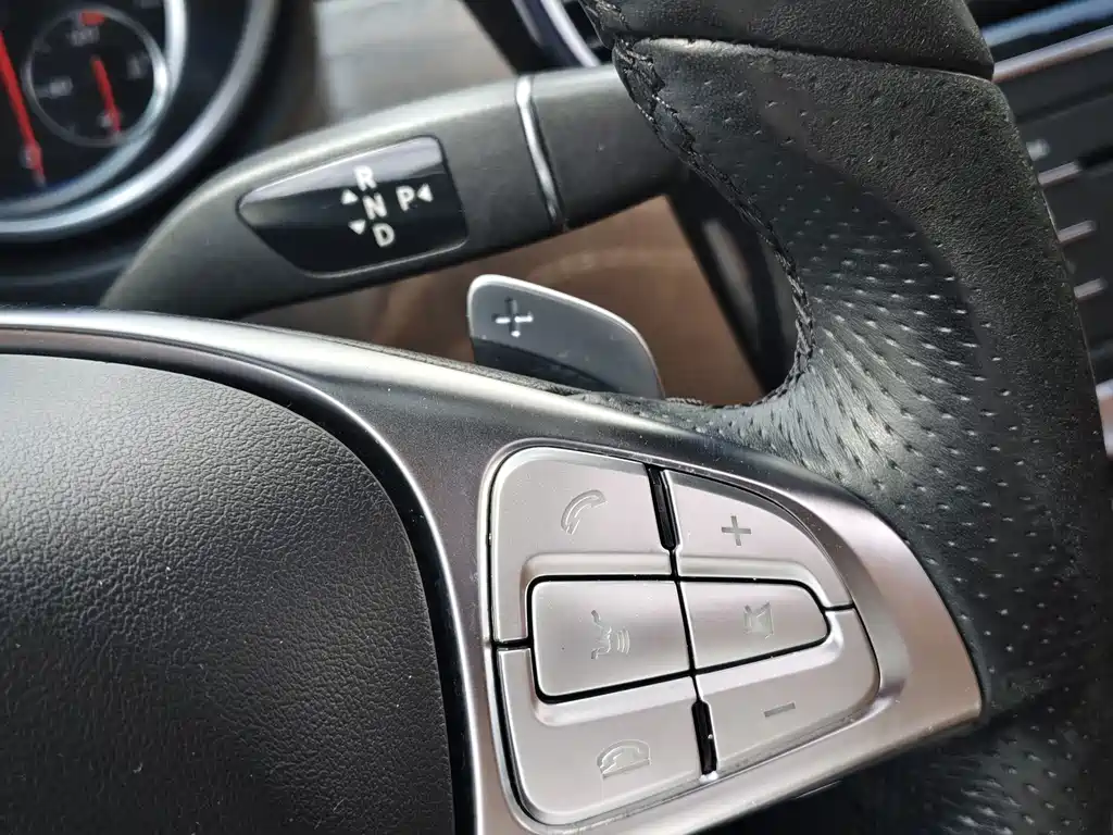 Mercedes-Benz GLE AMG — миниатюра 33