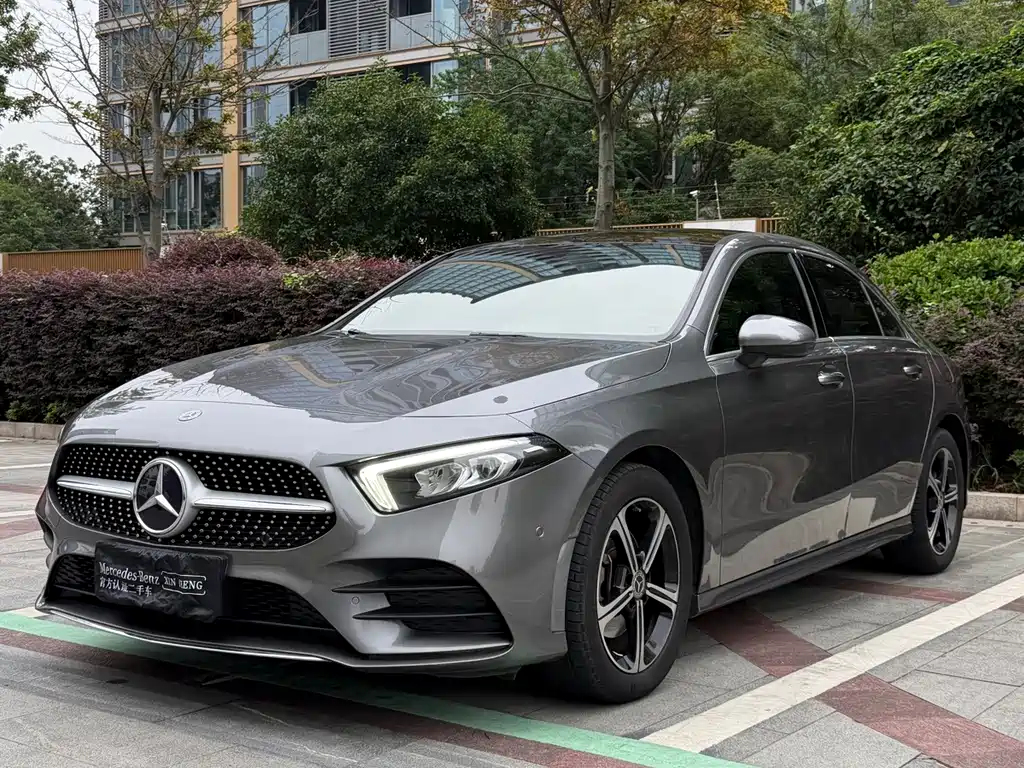 Mercedes-Benz A-Class A 2022 A 200 L Sport Fashion