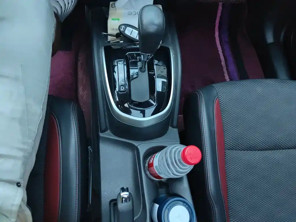 Nissan Qashqai — миниатюра 7