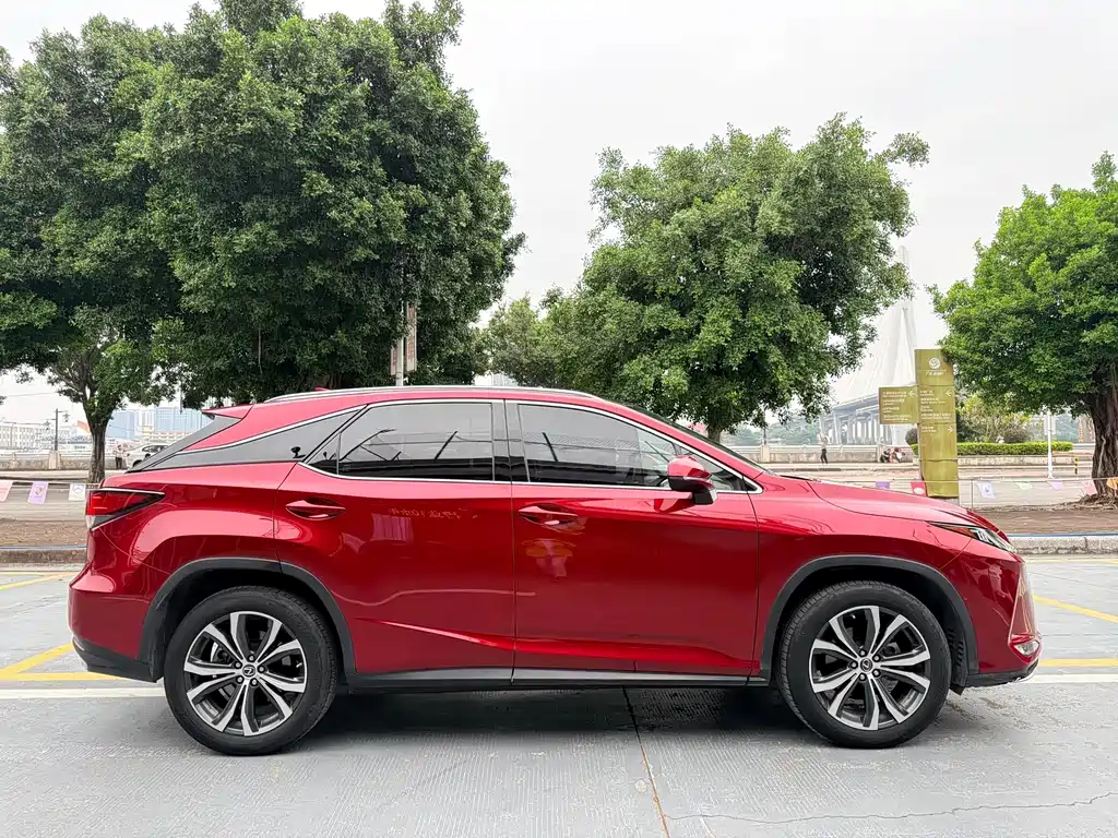 Lexus RX — миниатюра 4
