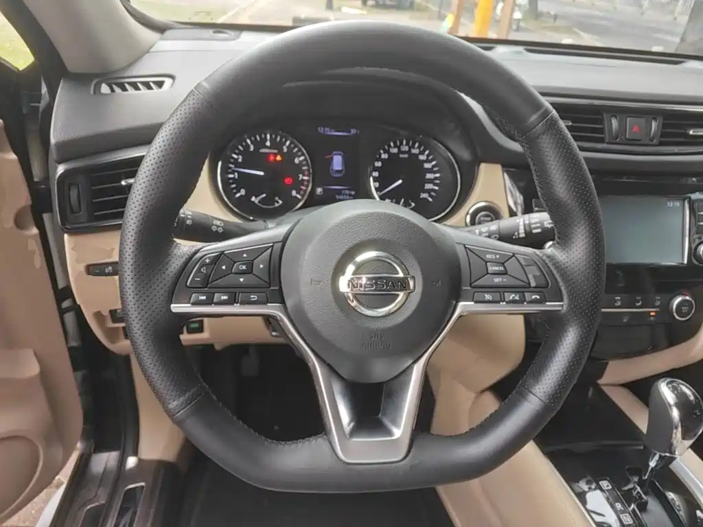 Nissan X-Trail — миниатюра 11